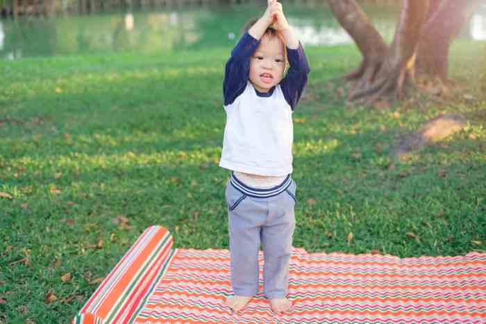 Mindfulness meditation teens mountain