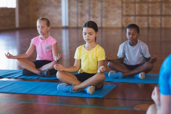 30 Little Children's Meditation Games for Calming the Mind