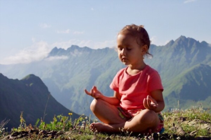 10 Little Children's Meditation Tips to Improve Emotional Intelligence