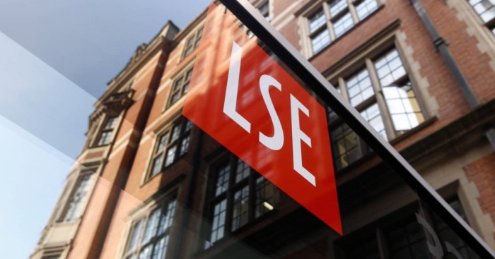 Economics london school lse graduate scheme support political science